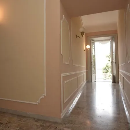 Vittoria Apartment